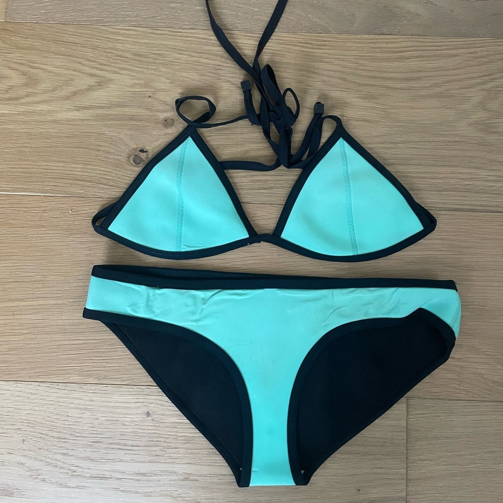 Small Triangl bathing suit